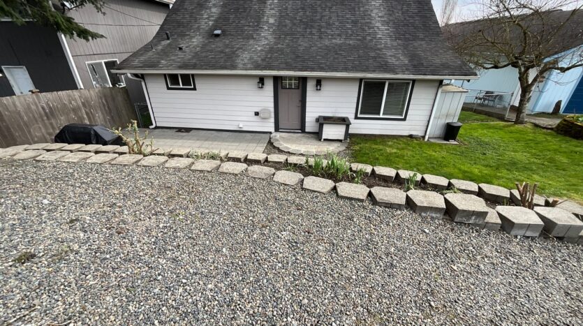 2120 E Grand Ave - Everett - Washington - 3 bed, 1 bath rental property