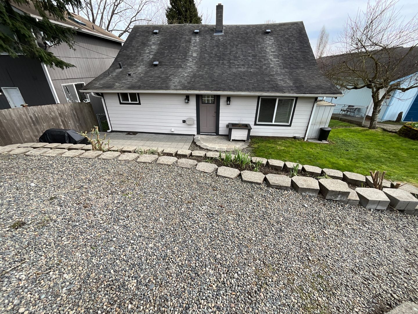 2120 E Grand Ave - Everett - Washington - 3 bed, 1 bath rental property