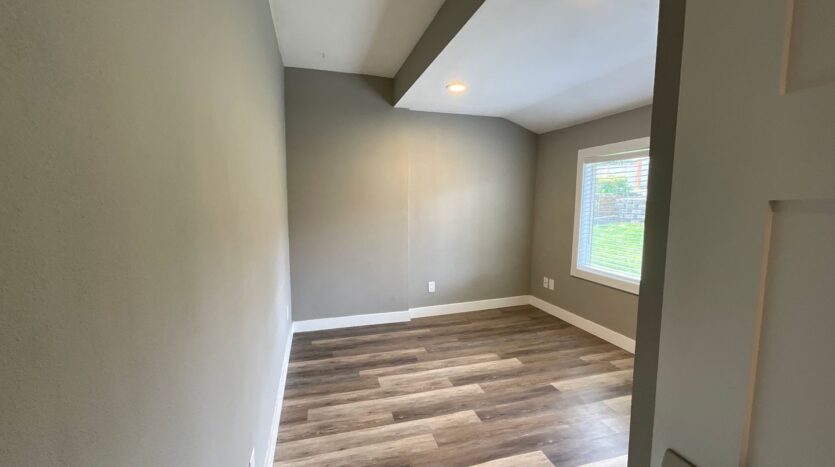 2120 E Grand Ave - Everett - Washington - 3 bed, 1 bath rental property