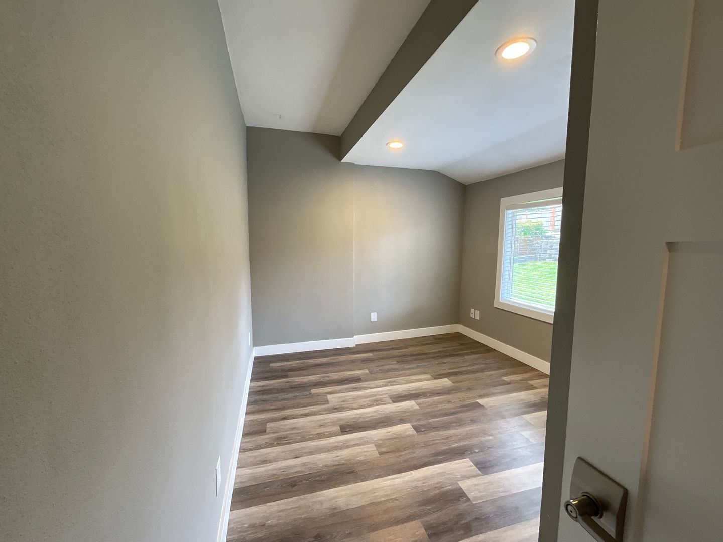 2120 E Grand Ave - Everett - Washington - 3 bed, 1 bath rental property