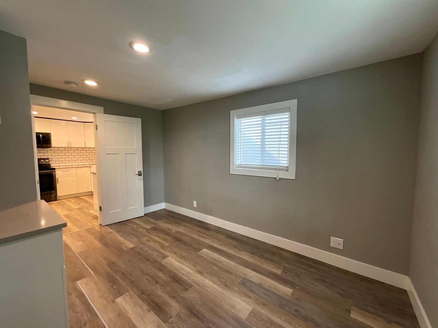 2120 E Grand Ave - Everett - Washington - 3 bed, 1 bath rental property