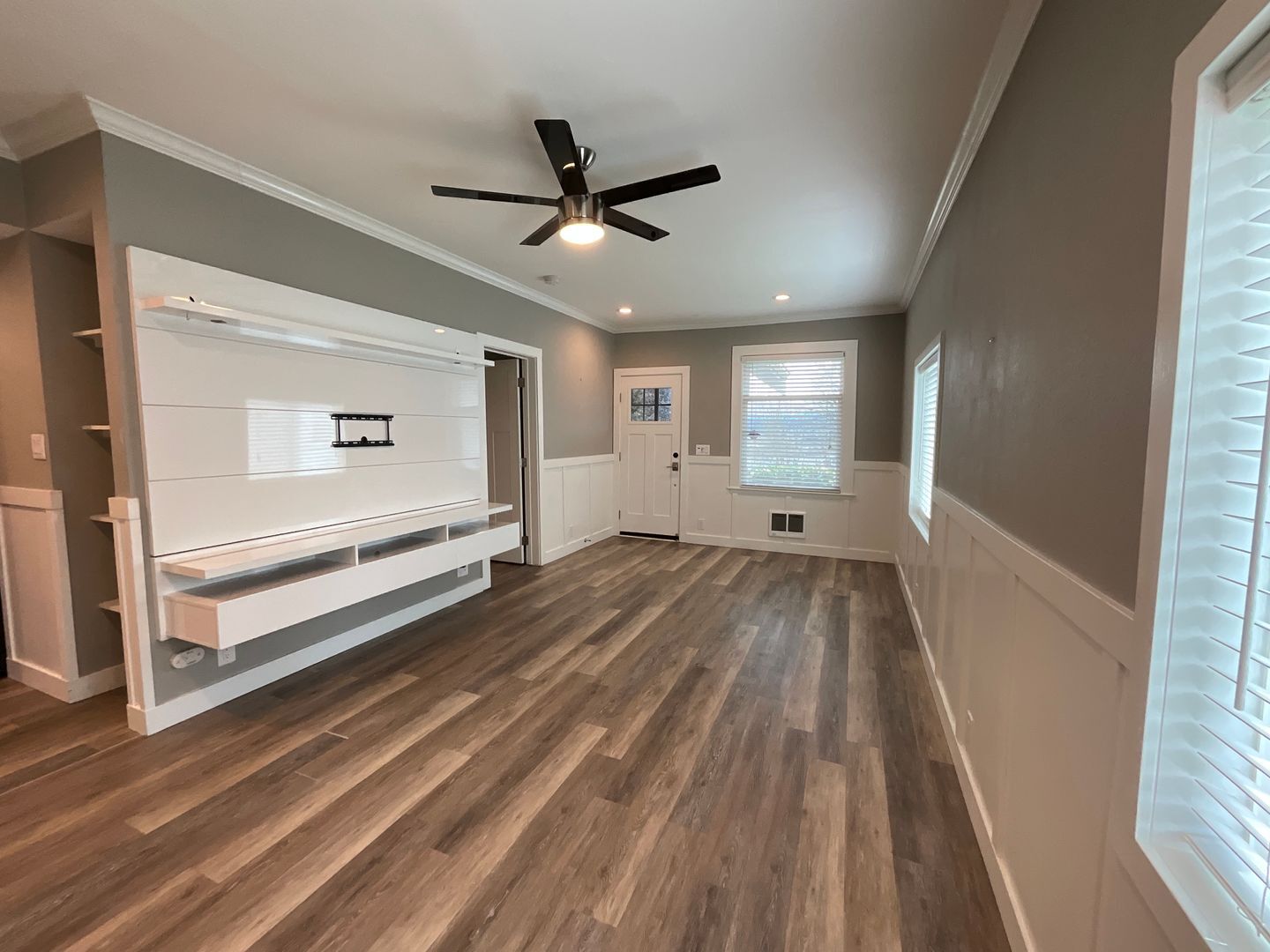 2120 E Grand Ave - Everett - Washington - 3 bed, 1 bath rental property