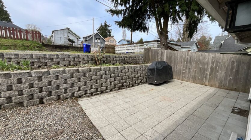 2120 E Grand Ave - Everett - Washington - 3 bed, 1 bath rental property