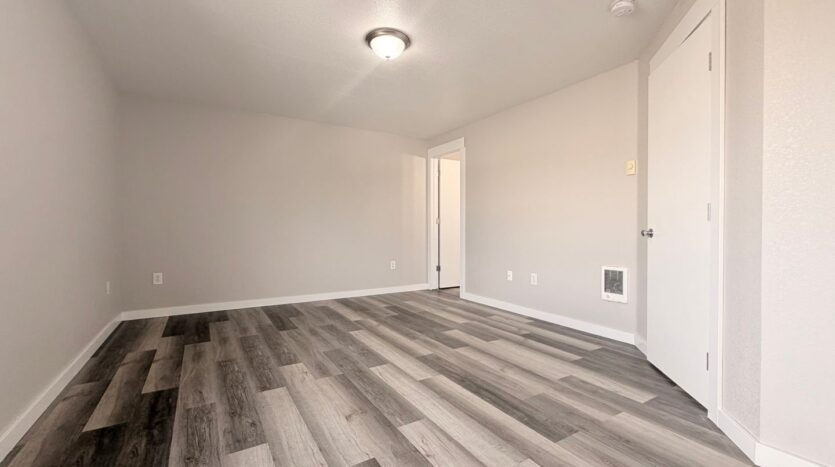 2120 SW Canyon Dr  - Redmond - Oregon - 2 bed, 2.5 bath rental property