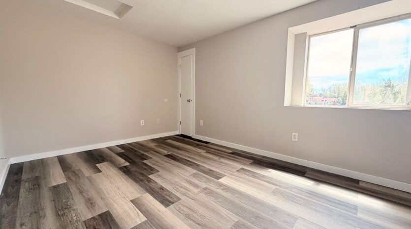 2120 SW Canyon Dr  - Redmond - Oregon - 2 bed, 2.5 bath rental property