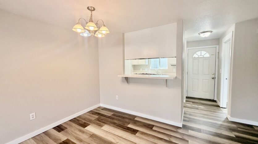 2120 SW Canyon Dr  - Redmond - Oregon - 2 bed, 2.5 bath rental property
