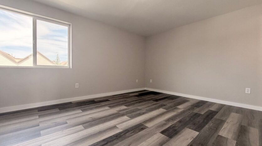 2120 SW Canyon Dr  - Redmond - Oregon - 2 bed, 2.5 bath rental property