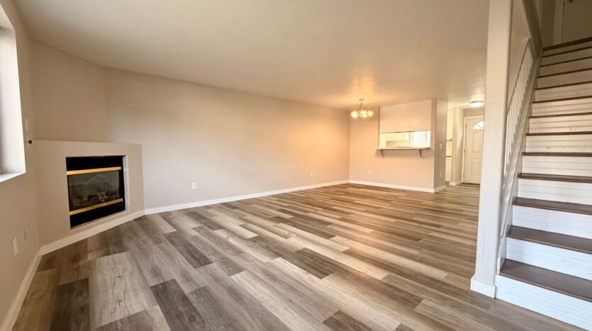 2120 SW Canyon Dr  - Redmond - Oregon - 2 bed, 2.5 bath rental property