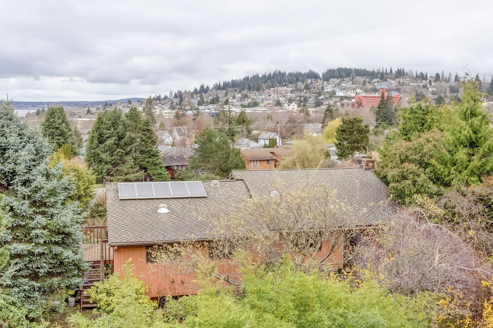 213 BAYSIDE RD - Bellingham - Washington - 4 bed, 3 bath rental property