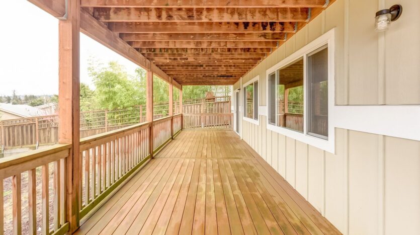 213 BAYSIDE RD - Bellingham - Washington - 4 bed, 3 bath rental property
