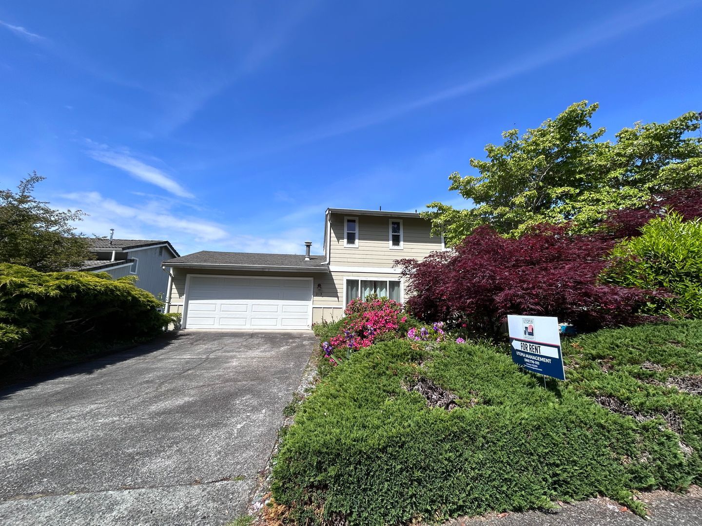 213 BAYSIDE RD - Bellingham - Washington - 4 bed, 3 bath rental property