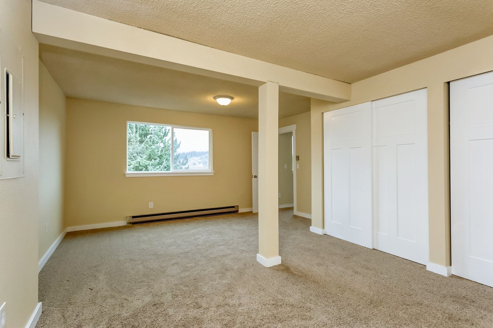 213 BAYSIDE RD - Bellingham - Washington - 4 bed, 3 bath rental property