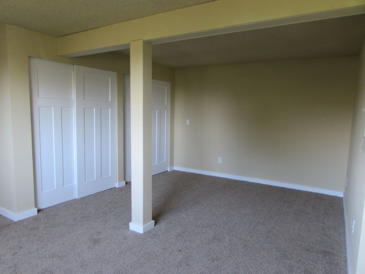 213 BAYSIDE RD - Bellingham - Washington - 4 bed, 3 bath rental property