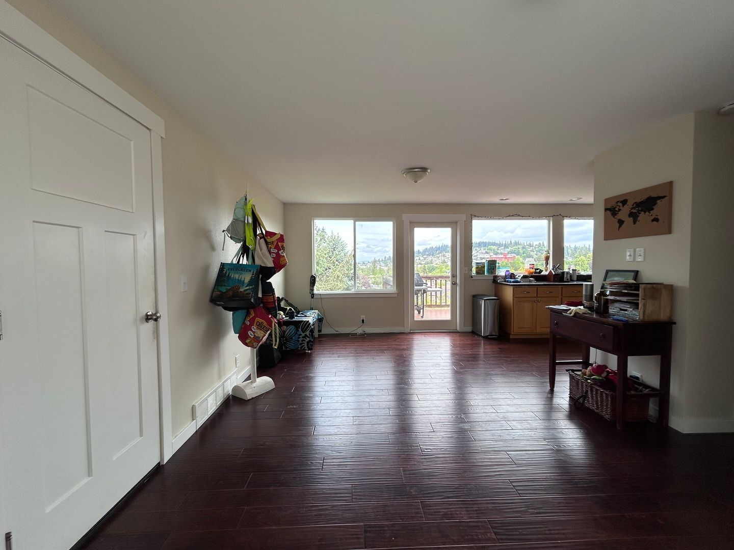 213 BAYSIDE RD - Bellingham - Washington - 4 bed, 3 bath rental property