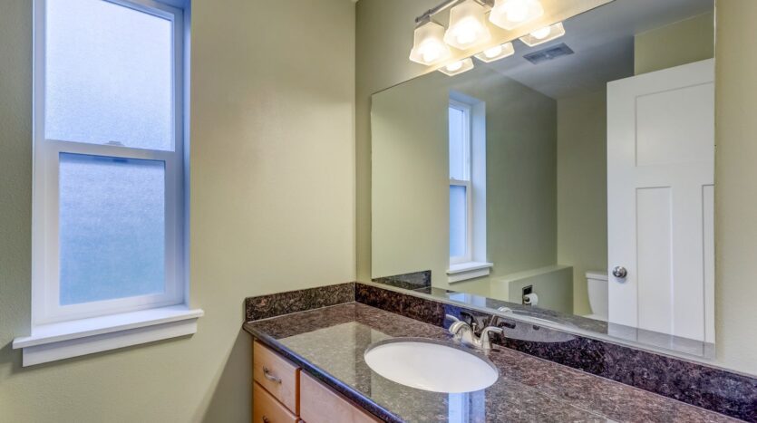 213 BAYSIDE RD - Bellingham - Washington - 4 bed, 3 bath rental property