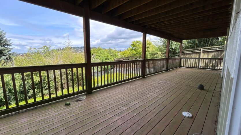 213 BAYSIDE RD - Bellingham - Washington - 4 bed, 3 bath rental property