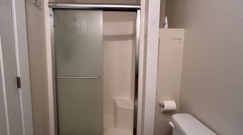 213 BAYSIDE RD - Bellingham - Washington - 4 bed, 3 bath rental property