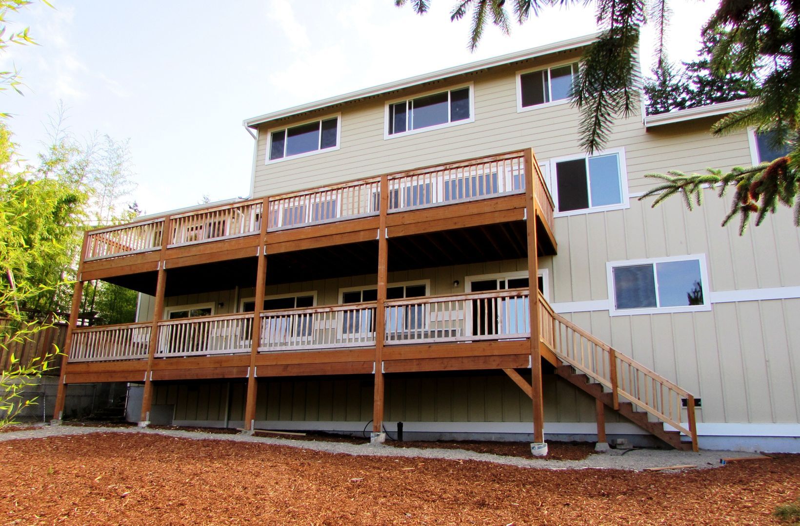 213 BAYSIDE RD - Bellingham - Washington - 4 bed, 3 bath rental property