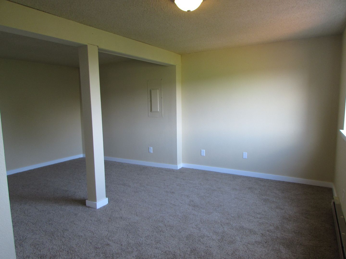 213 BAYSIDE RD - Bellingham - Washington - 4 bed, 3 bath rental property