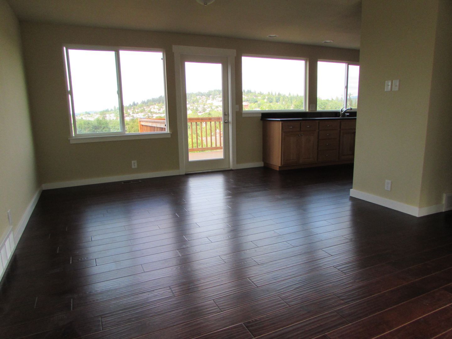 213 BAYSIDE RD - Bellingham - Washington - 4 bed, 3 bath rental property