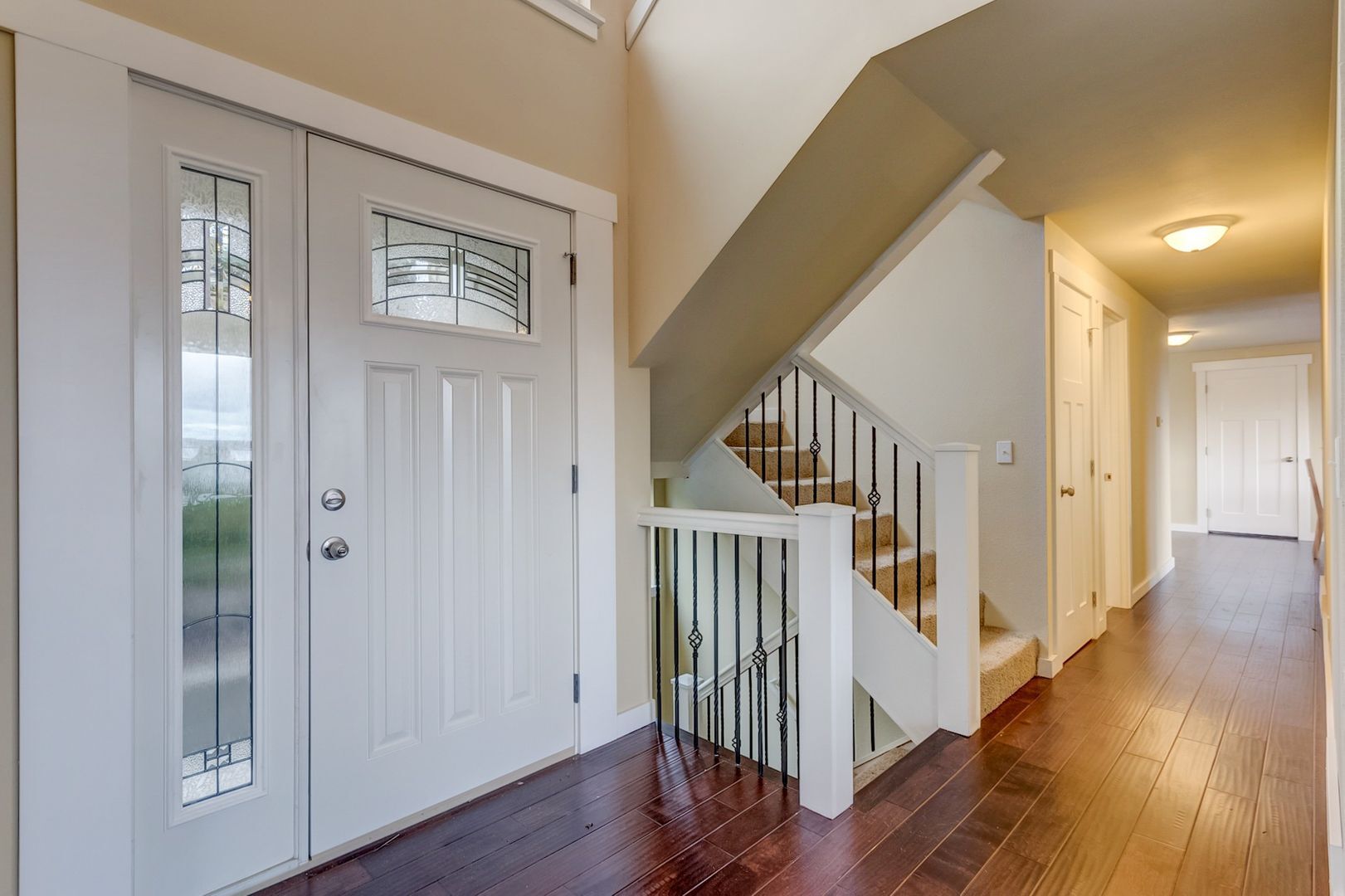 213 BAYSIDE RD - Bellingham - Washington - 4 bed, 3 bath rental property