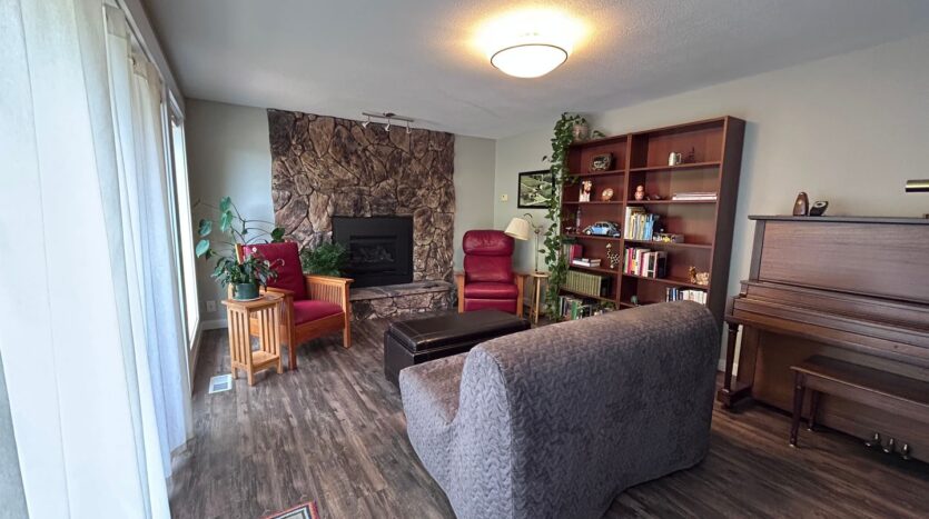 216 Bayside Pl. - Bellingham - Washington - 3 bed, 2 bath rental property