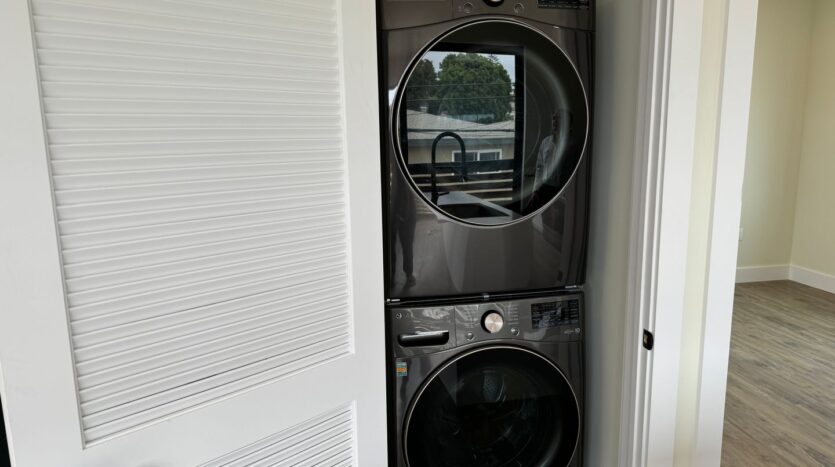 2168 Balboa Ave - B - San Diego - California - 2 bed, 2 bath rental property