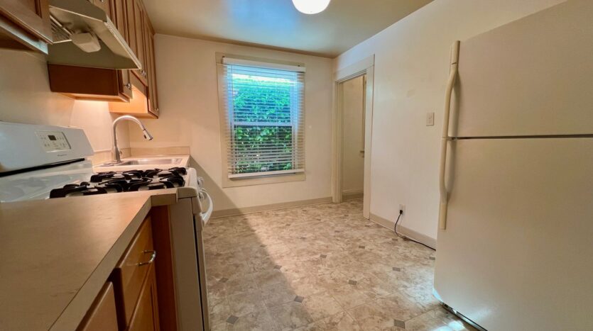2222 NW Johnson Street - Portland - Oregon - 2 bed, 1 bath rental property