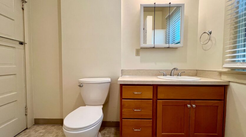 2222 NW Johnson Street - Portland - Oregon - 2 bed, 1 bath rental property