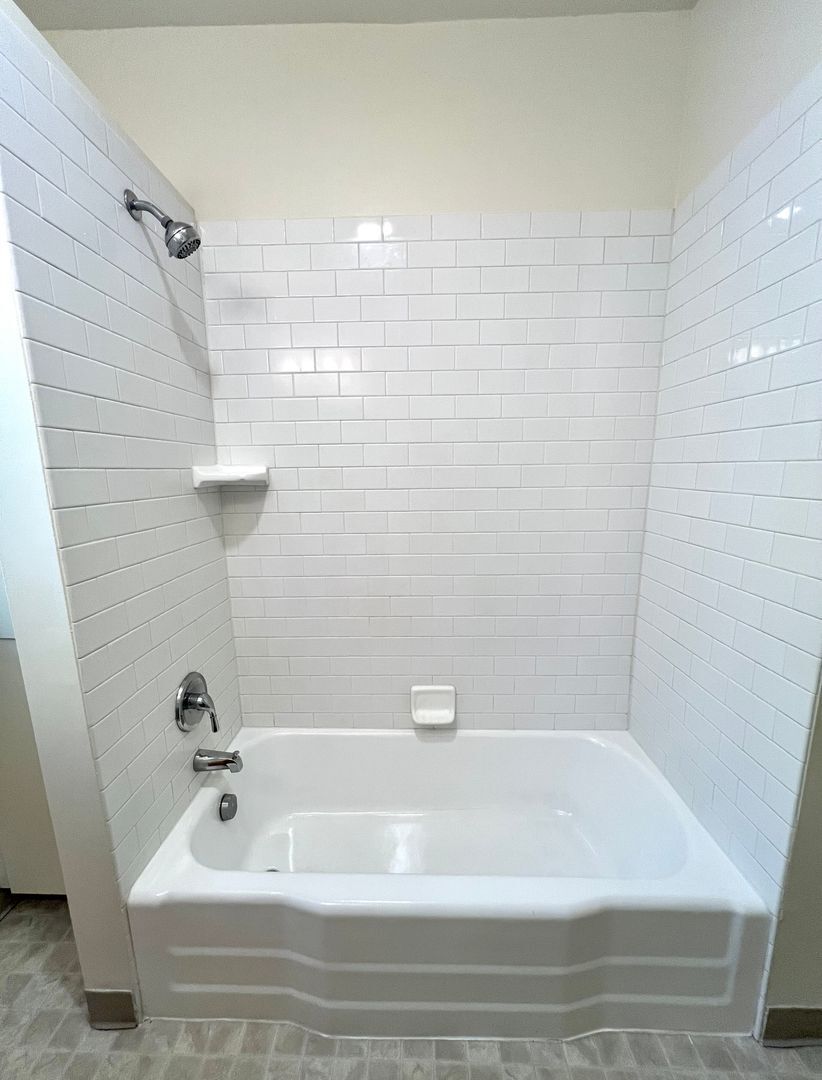 2222 NW Johnson Street - Portland - Oregon - 2 bed, 1 bath rental property