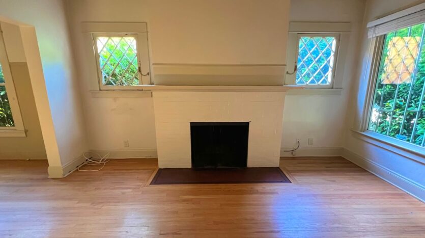 2222 NW Johnson Street - Portland - Oregon - 2 bed, 1 bath rental property