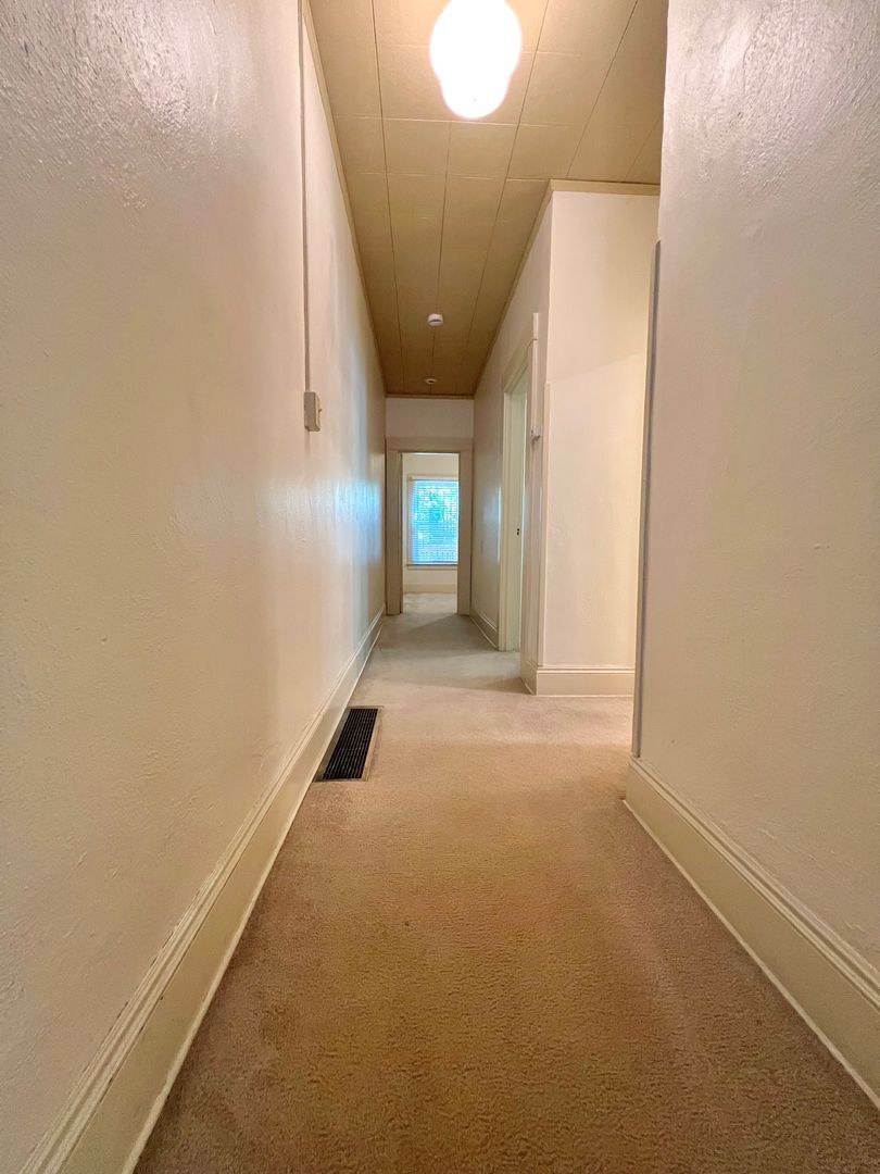 2222 NW Johnson Street - Portland - Oregon - 2 bed, 1 bath rental property