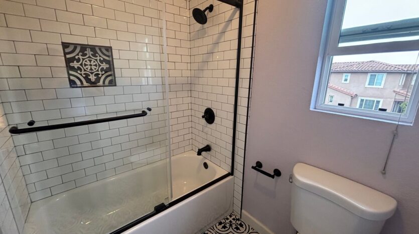 2364 Calle Sabroso Unit #33 - Chula Vista - California - 2 bed, 1.5 bath rental property