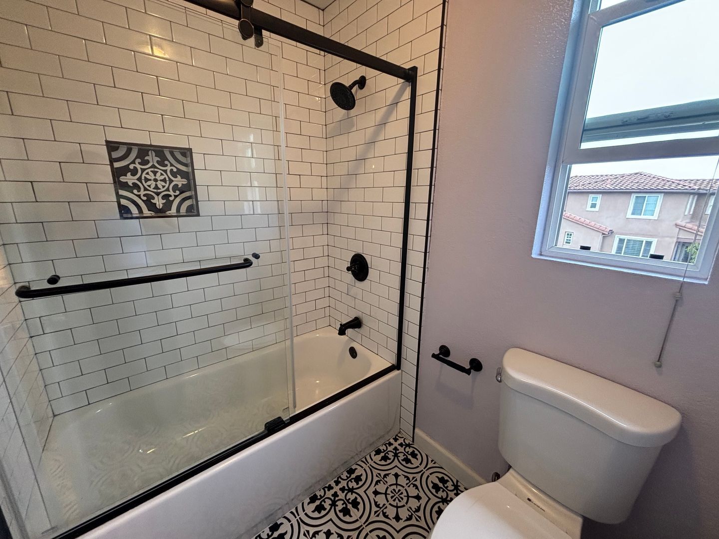 2364 Calle Sabroso Unit #33 - Chula Vista - California - 2 bed, 1.5 bath rental property