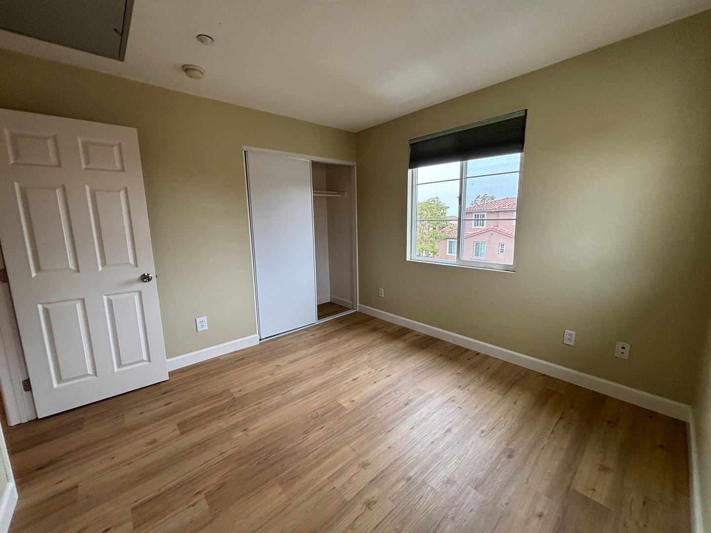 2364 Calle Sabroso Unit #33 - Chula Vista - California - 2 bed, 1.5 bath rental property