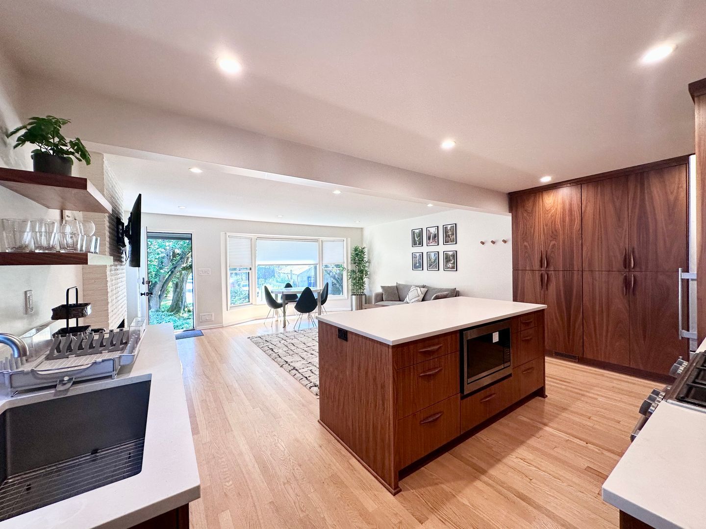 2425 NE Everett Street - Portland - Oregon - 2 bed, 1 bath rental property