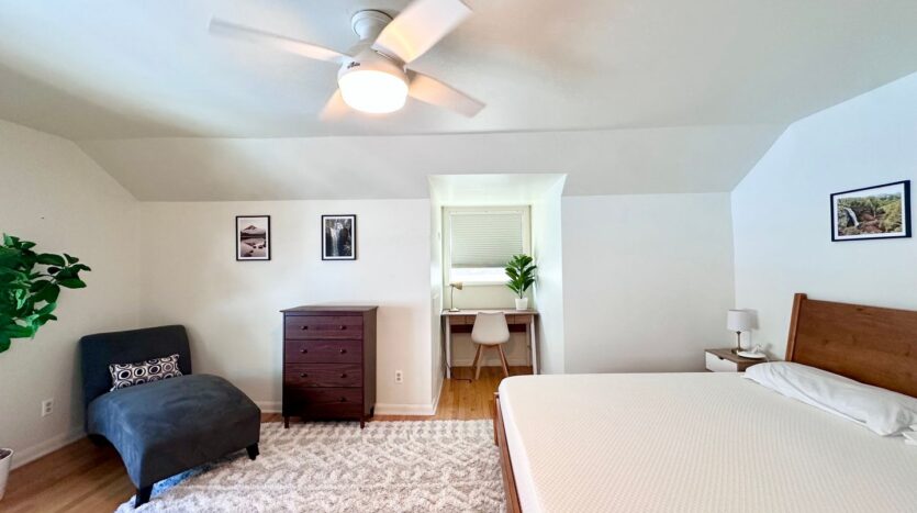 2425 NE Everett Street - Portland - Oregon - 2 bed, 1 bath rental property