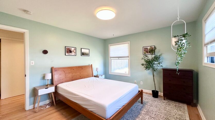 2425 NE Everett Street - Portland - Oregon - 2 bed, 1 bath rental property