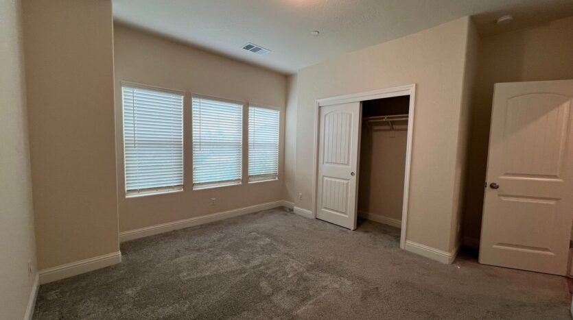 2445 W Mallard Ln - Hanford - California - 3 bed, 2 bath rental property