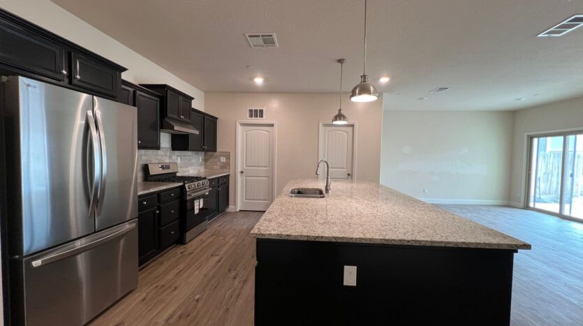 2445 W Mallard Ln - Hanford - California - 3 bed, 2 bath rental property