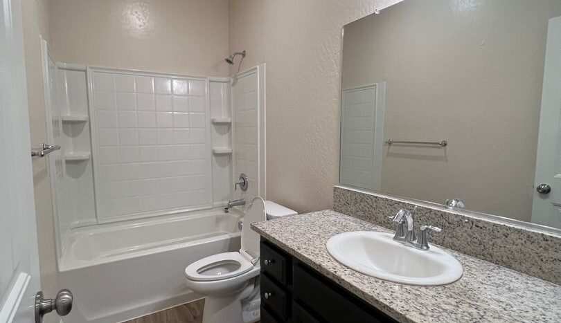2445 W Mallard Ln - Hanford - California - 3 bed, 2 bath rental property