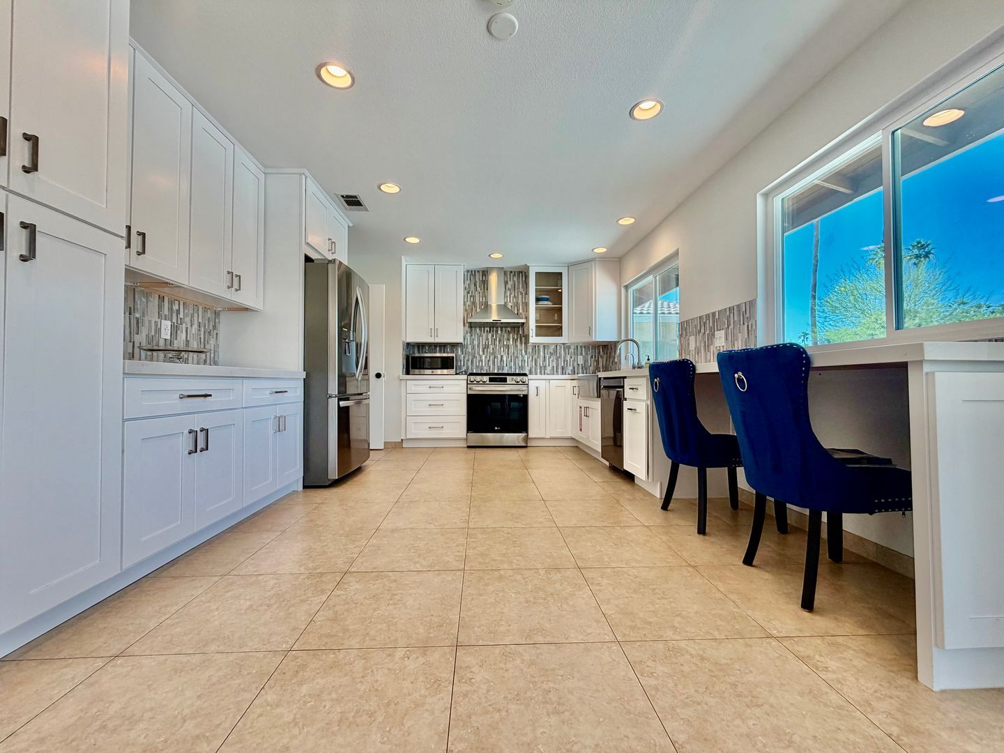 2450 Tamarisk Rd  - Palm Springs - California - 4 bed, 2 bath rental property