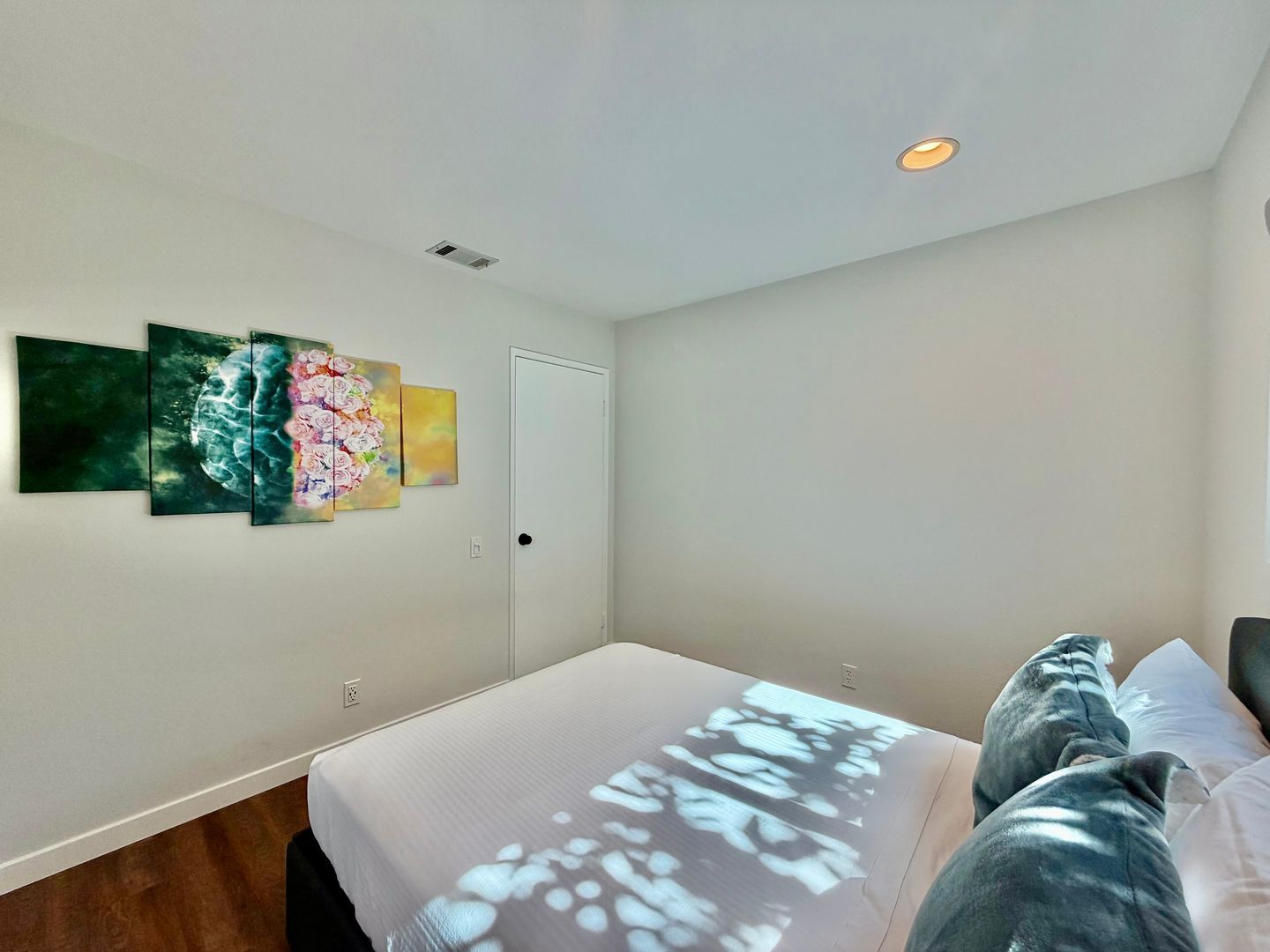 2450 Tamarisk Rd  - Palm Springs - California - 4 bed, 2 bath rental property