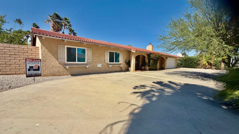 2450 Tamarisk Rd  - Palm Springs - California - 4 bed, 2 bath rental property