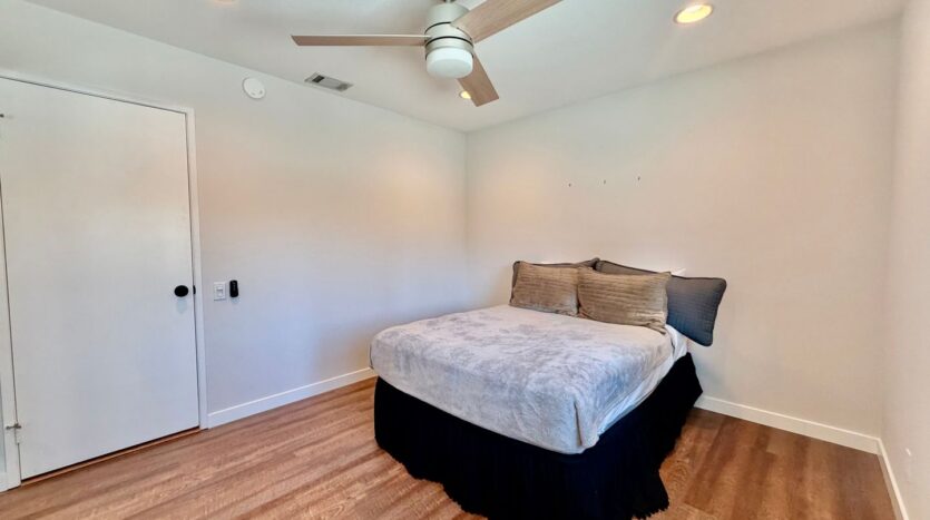 2450 Tamarisk Rd  - Palm Springs - California - 4 bed, 2 bath rental property
