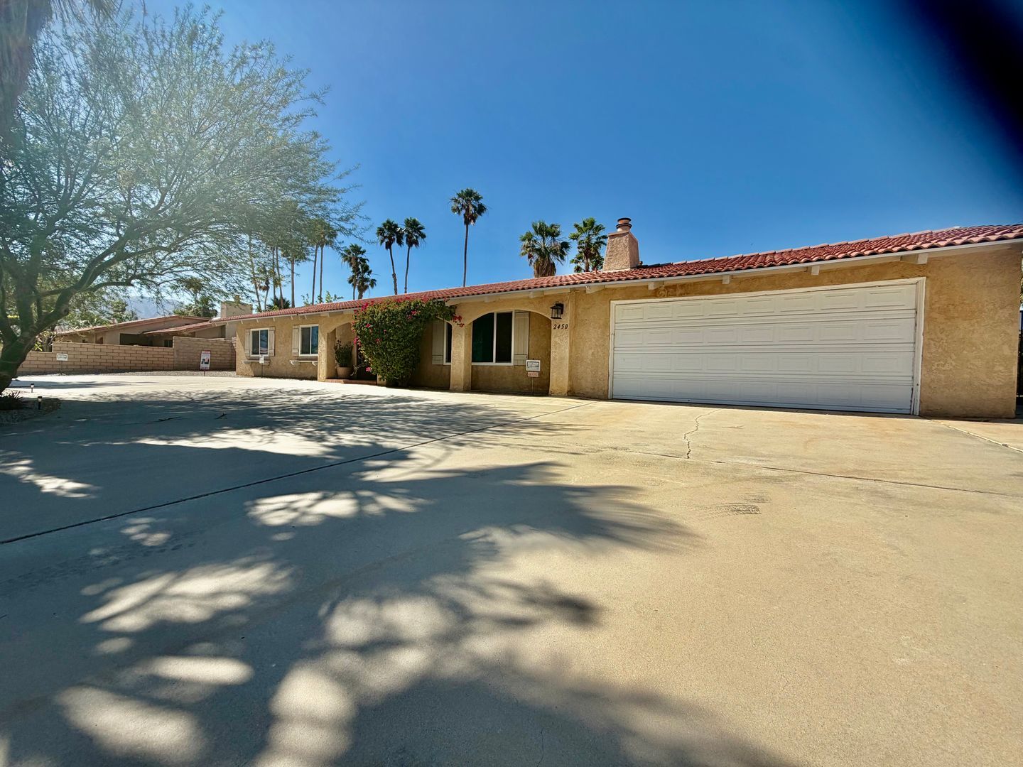 2450 Tamarisk Rd  - Palm Springs - California - 4 bed, 2 bath rental property