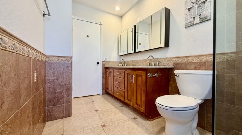 2450 Tamarisk Rd  - Palm Springs - California - 4 bed, 2 bath rental property