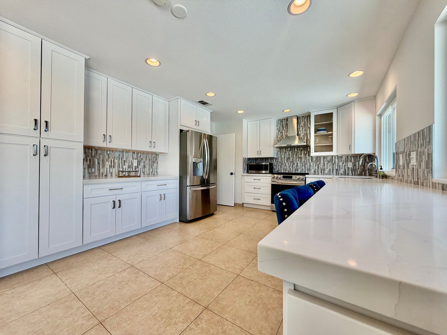 2450 Tamarisk Rd  - Palm Springs - California - 4 bed, 2 bath rental property