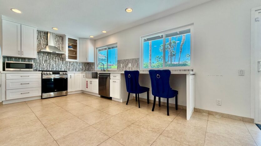 2450 Tamarisk Rd  - Palm Springs - California - 4 bed, 2 bath rental property
