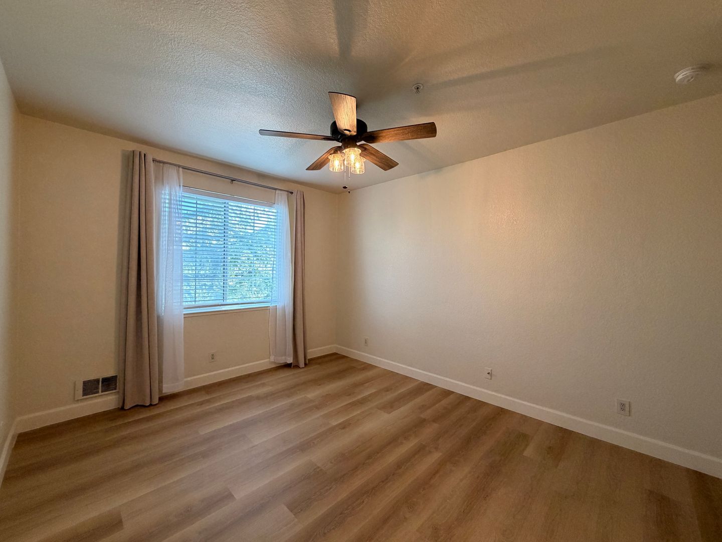 250 Santa Fe #303 - Sunnyvale - California - 2 bed, 2 bath rental property